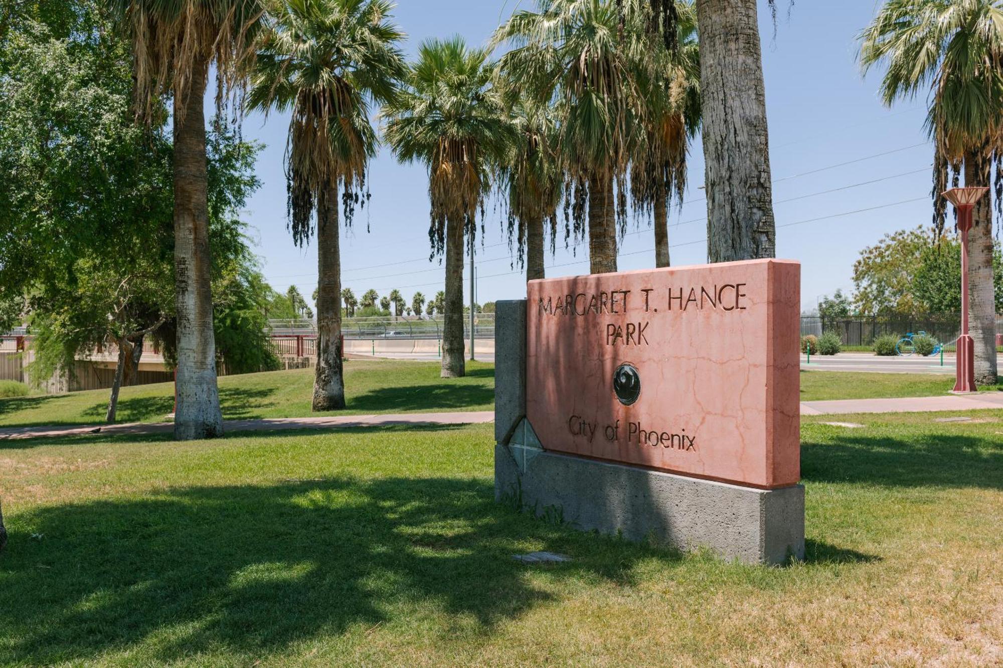 Sonder At Hance Park Phoenix Bagian luar foto
