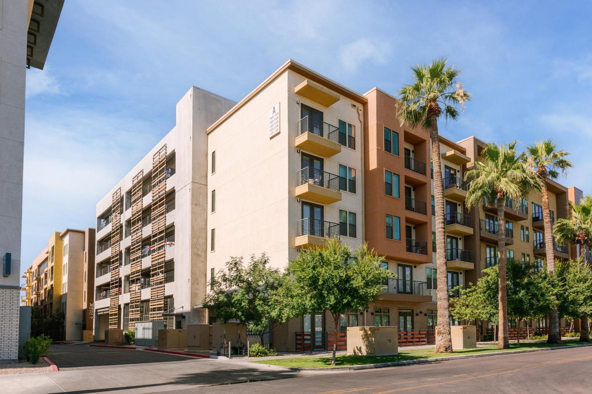 Sonder At Hance Park Phoenix Bagian luar foto